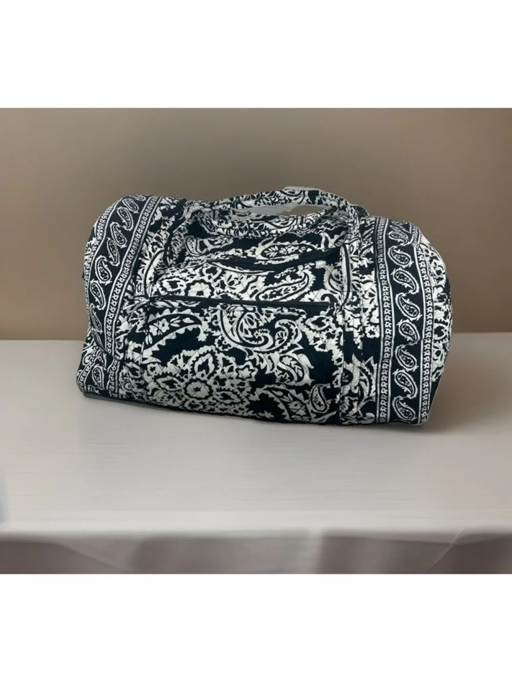 Black And White Paisley Quilted Large Duffel Weekender Bag Multi zip 21” X 11”